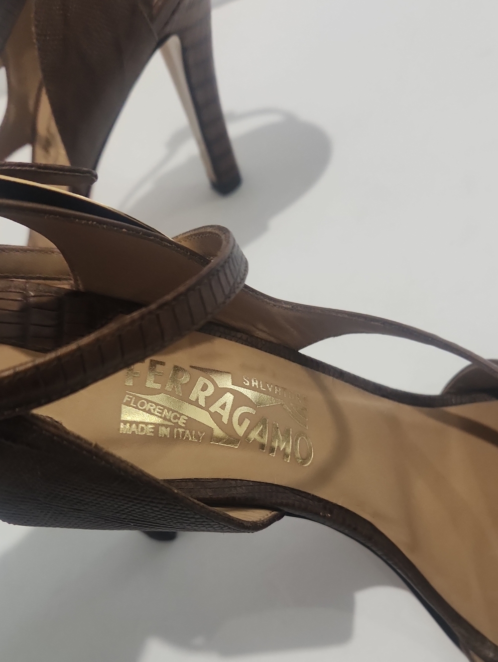 Salvatore Ferragamo Lizard Embossed Leather Heels - Picture 9 of 16